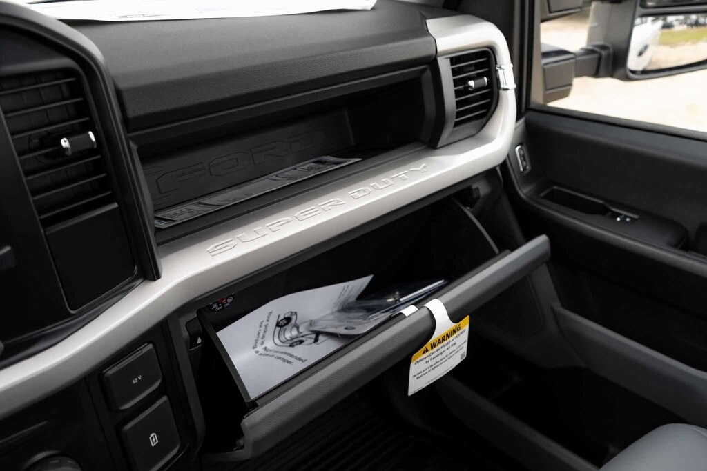 2025 Ford F-250 Super Duty XL - Photo 16