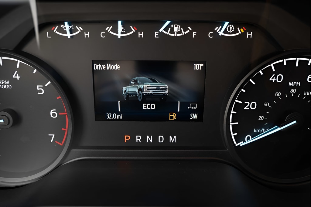 2025 Ford F-350 Super Duty XLT - Photo 30