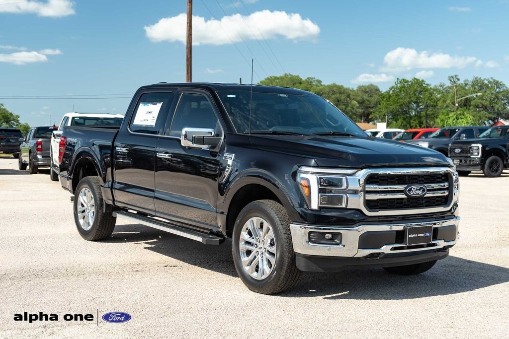 2025 Ford F-150 Lariat photo 3