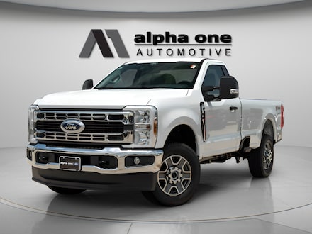 2025 Ford F-350SD XLT Truck