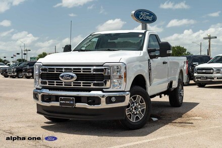 2025 Ford F-350SD XLT Truck