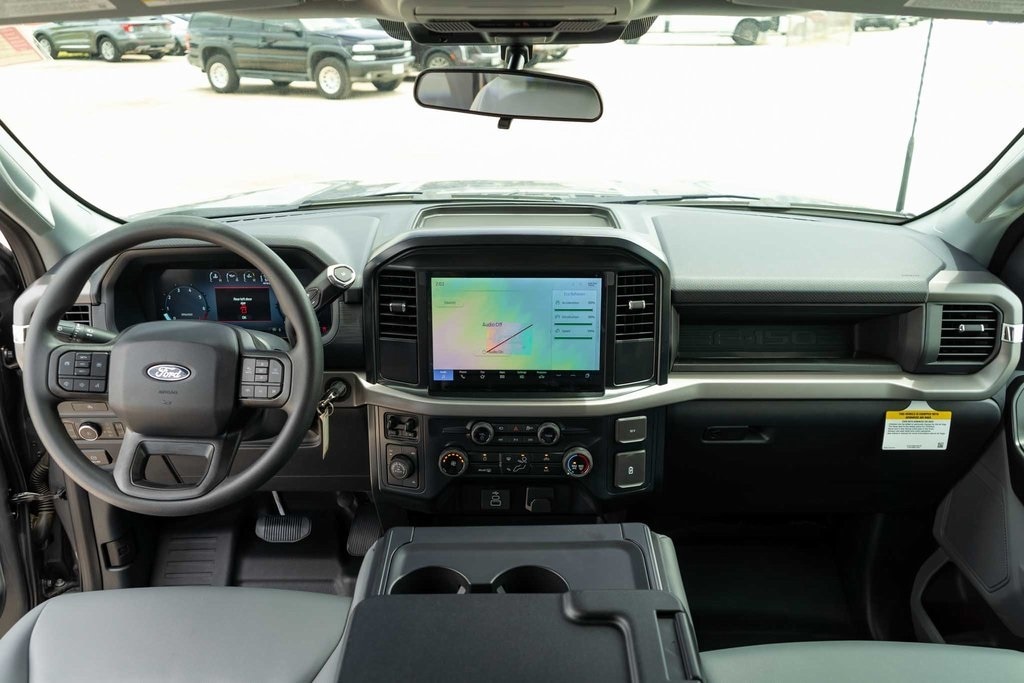 2025 Ford F-150 XL - Photo 14