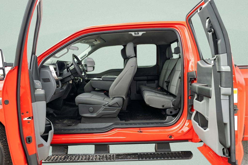 2025 Ford F-250 Super Duty XL - Photo 13