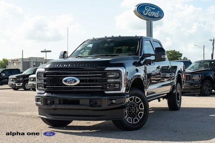 2025 Ford F-250SD Platinum Truck