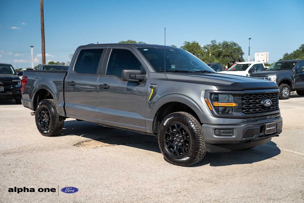2025 Ford F-150 STX photo 3