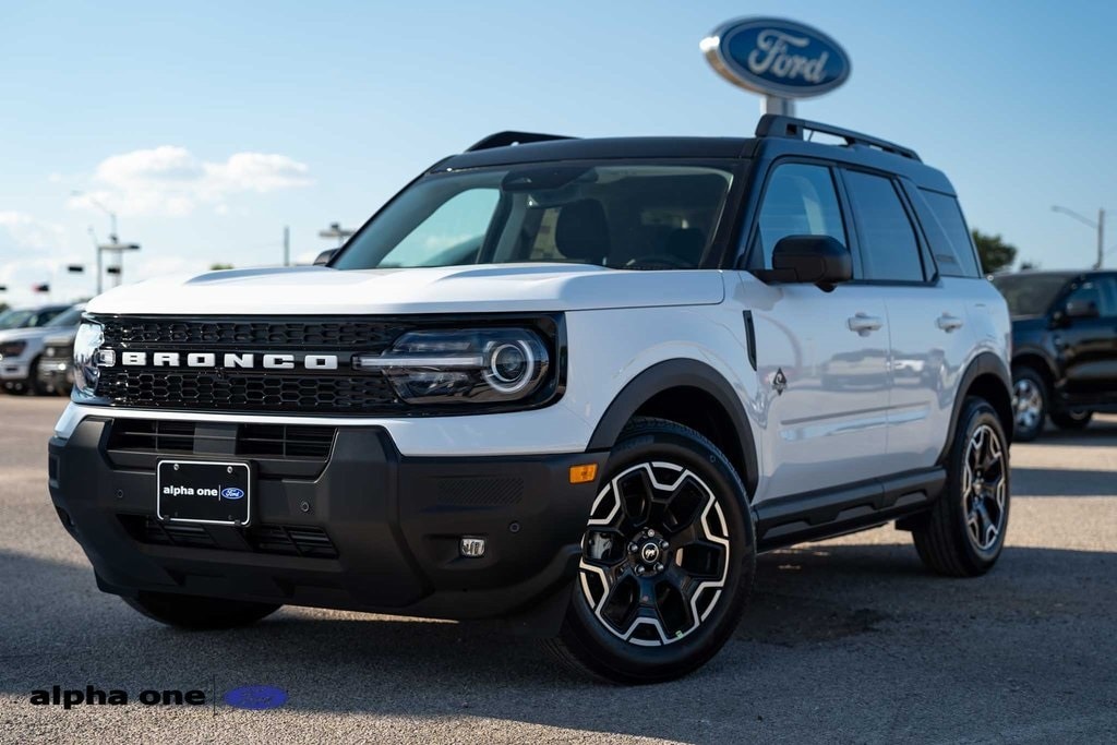 2025 Ford Bronco Sport Outer Banks's photo