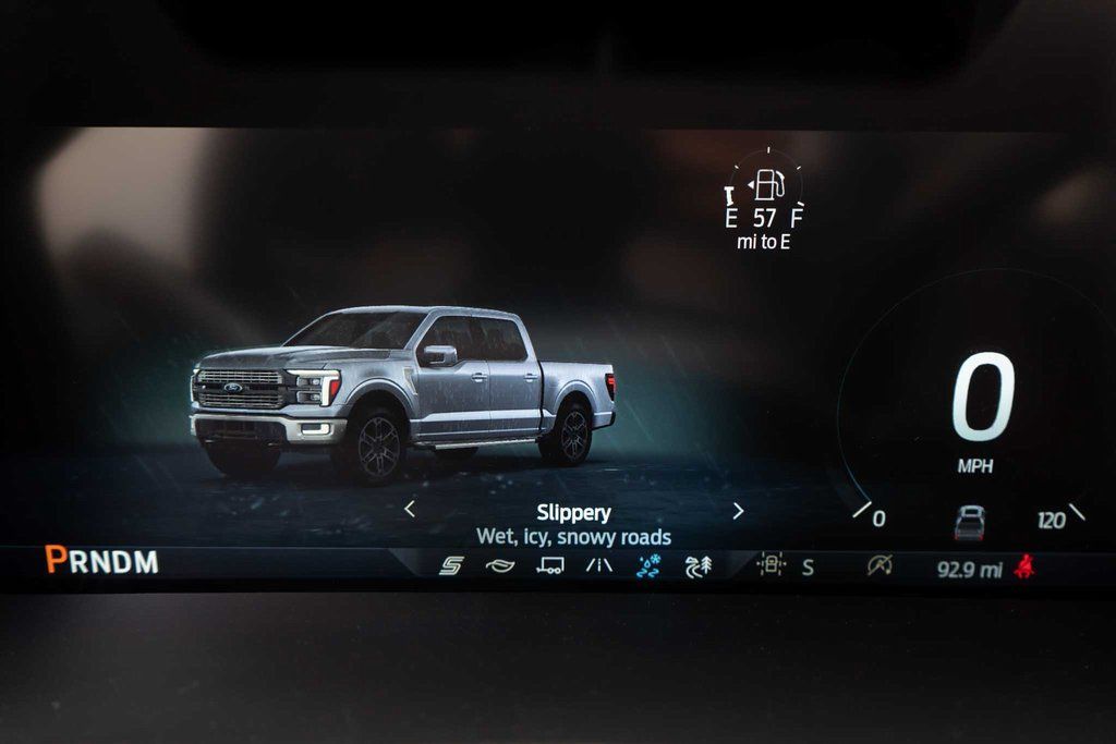 2025 Ford F-150 XL - Photo 28