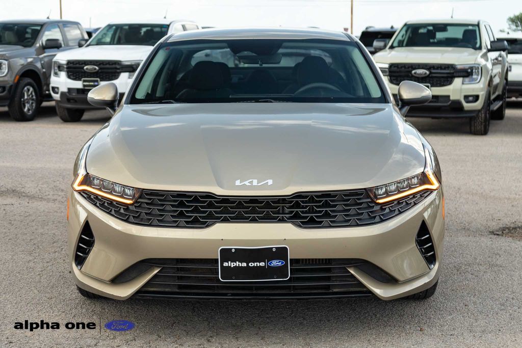 Used 2022 Kia K5 LXS with VIN 5XXG14J22NG081334 for sale in La Grange, TX