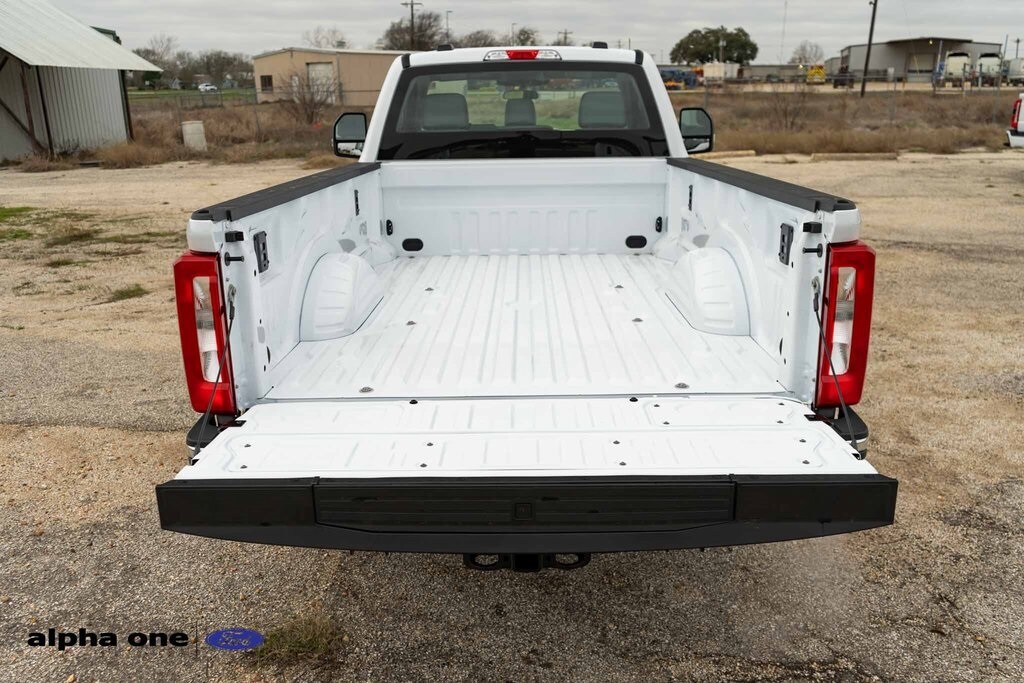 2025 Ford F-250 Super Duty XL - Photo 8