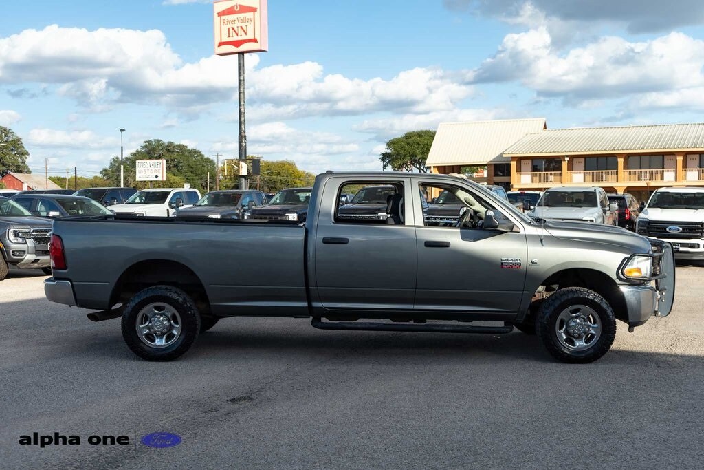 2012 Ram 3500 ST photo 4