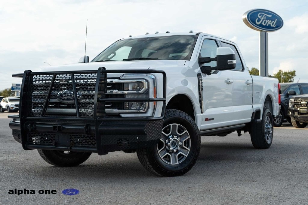 Used 2023 Ford F-250SD Lariat Truck
