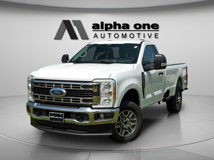 2025 Ford F-350SD XLT Truck