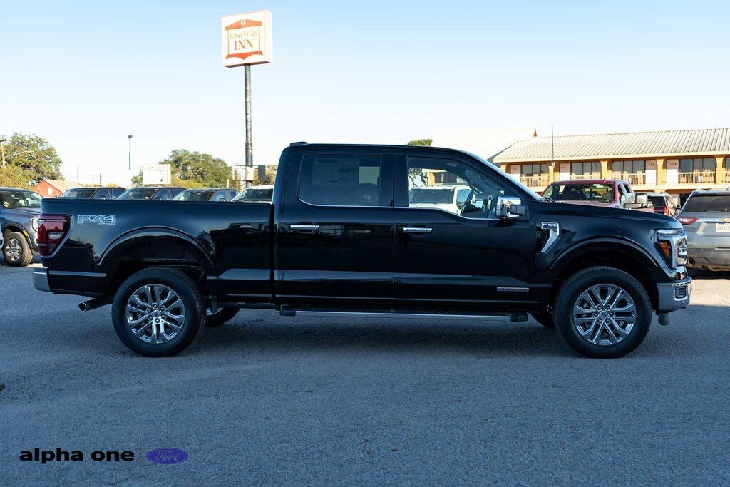 New 2025 Ford F-150 Lariat Truck