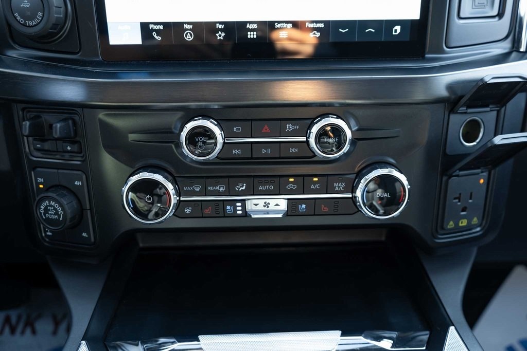 2025 Ford F-250 Super Duty Lariat - Photo 19