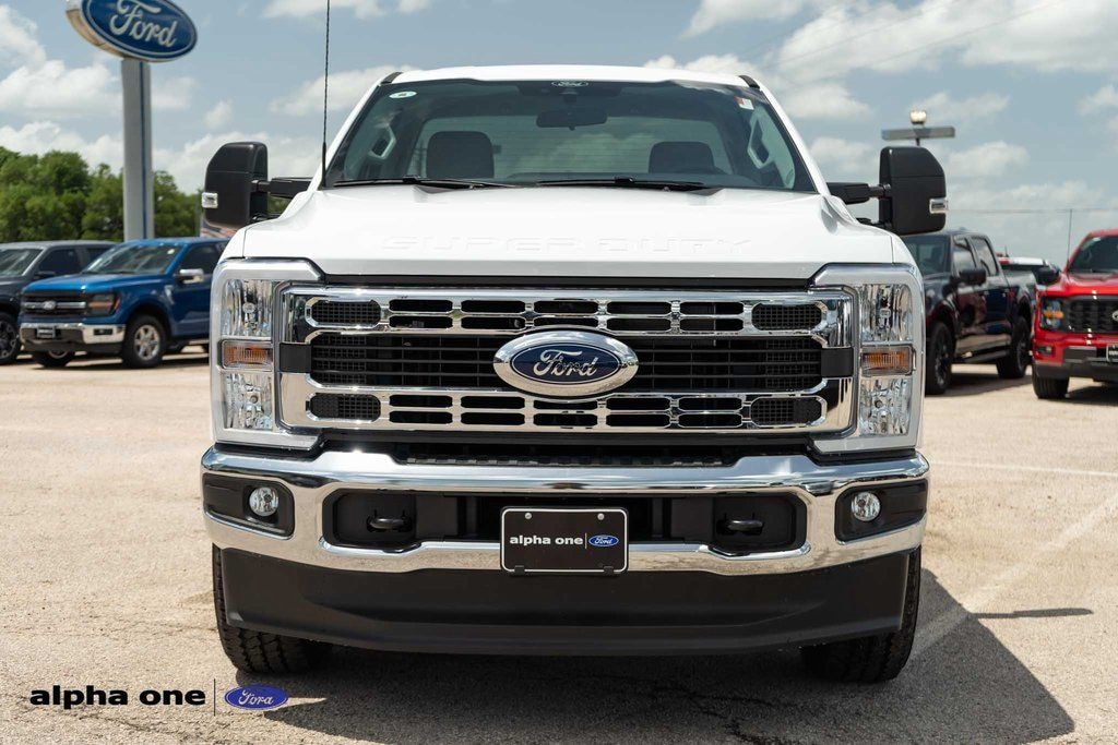 New 2025 Ford F-350SD XLT Truck