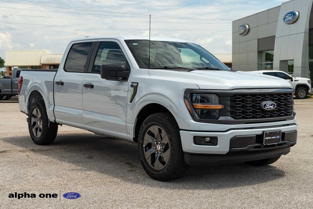 2025 Ford F-150 STX photo 3