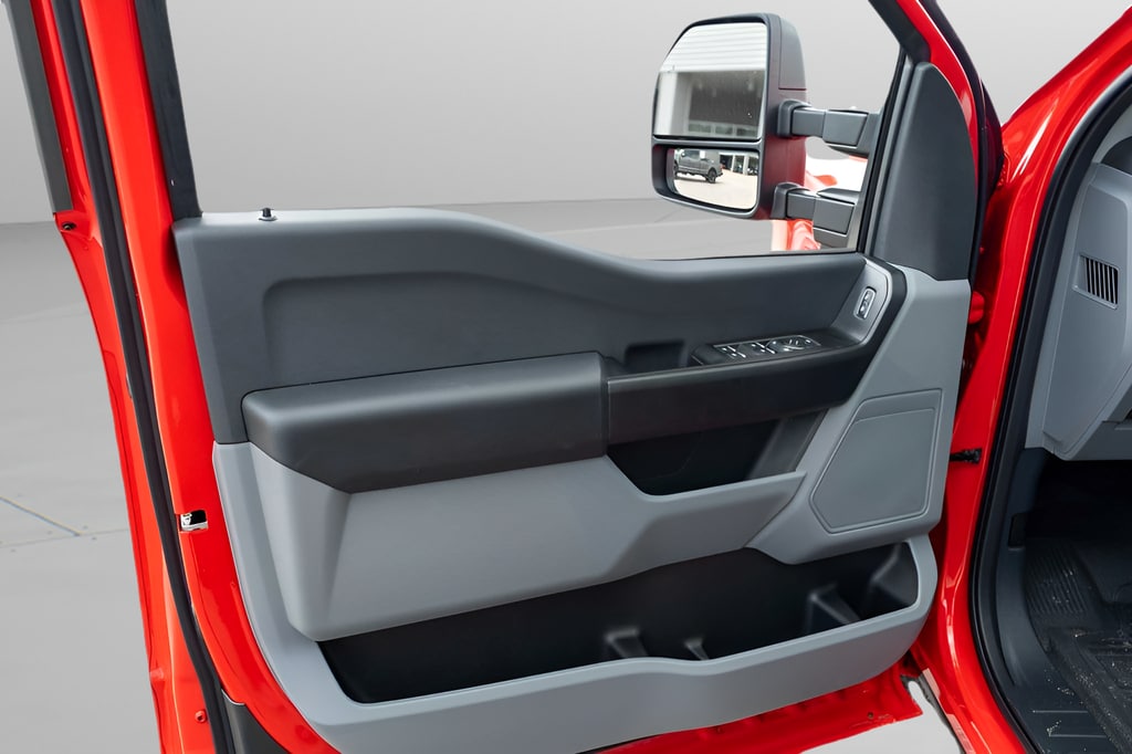 2025 Ford F-250 Super Duty XL - Photo 12