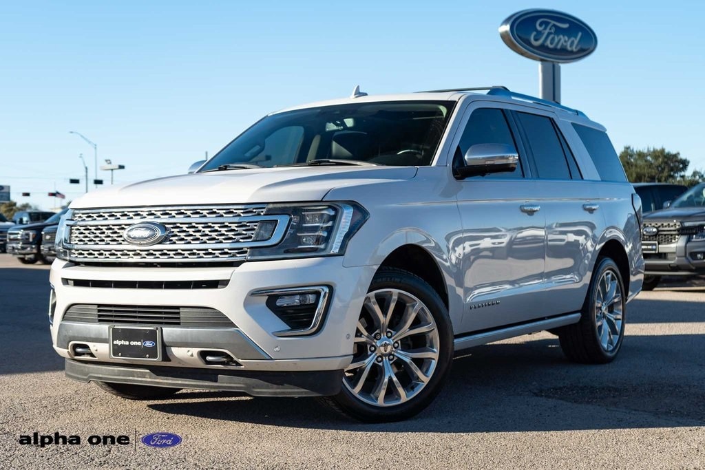 2019 Ford Expedition Platinum's photo