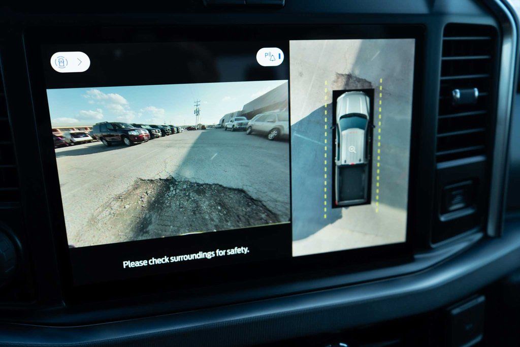 2025 Ford F-250 Super Duty Platinum - Photo 25