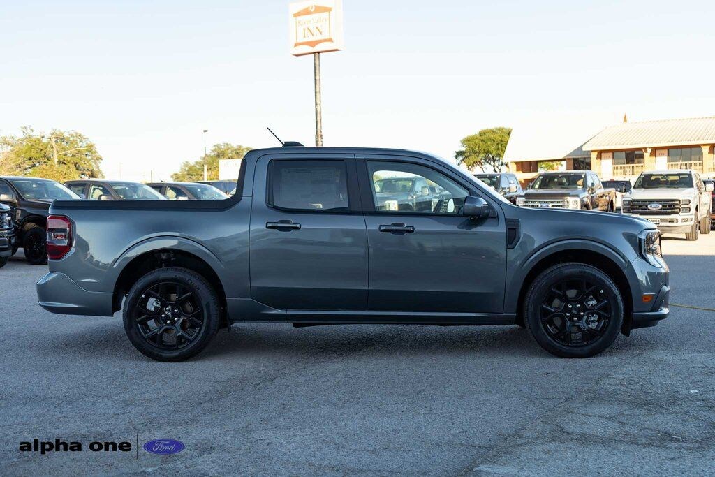 New 2025 Ford Maverick Lobo High Truck