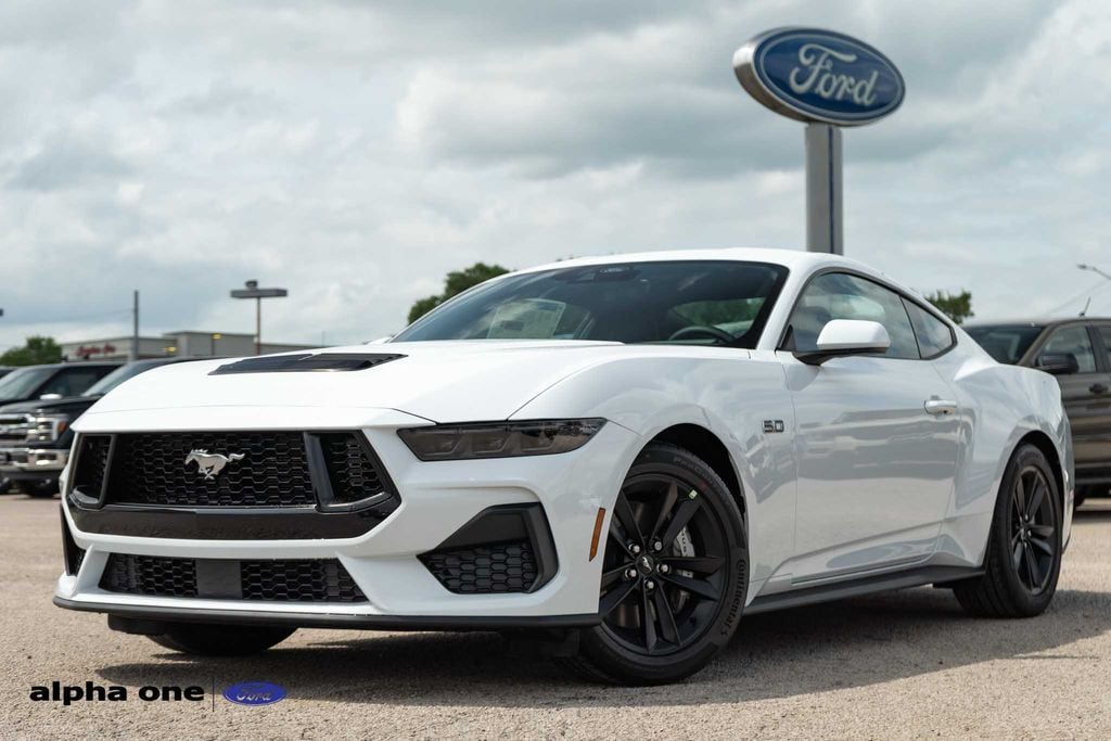 2026 Ford Mustang GT Fastback's photo