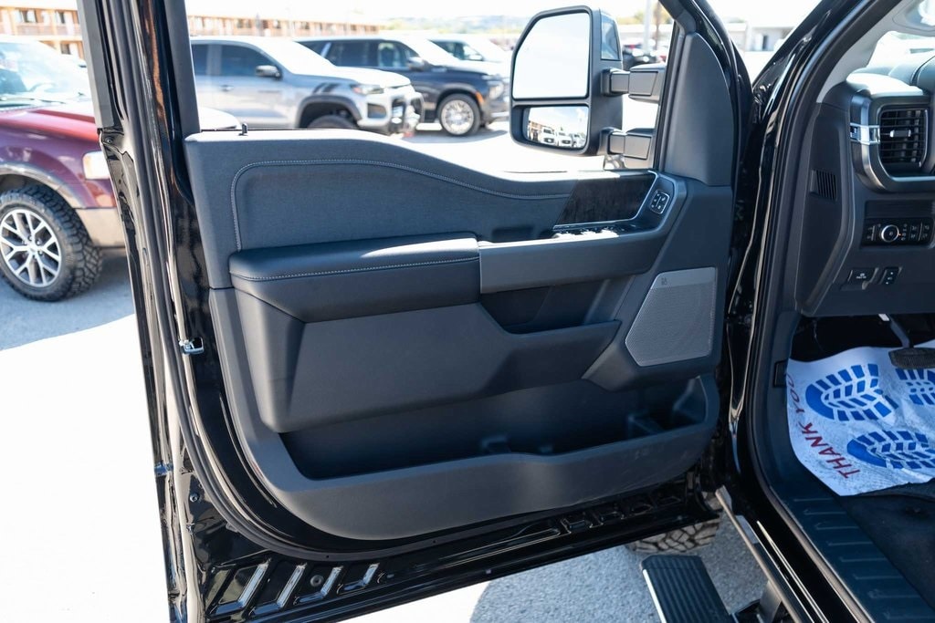 2025 Ford F-250 Super Duty Lariat - Photo 12