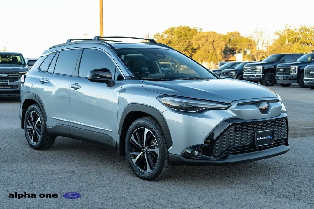 Used 2025 Toyota Corolla Cross Hybrid XSE SUV