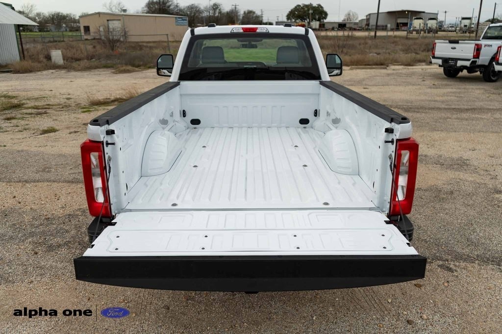 2025 Ford F-250 Super Duty XL - Photo 8