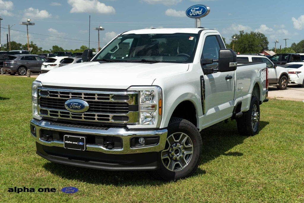 New 2025 Ford F-350SD XLT Truck