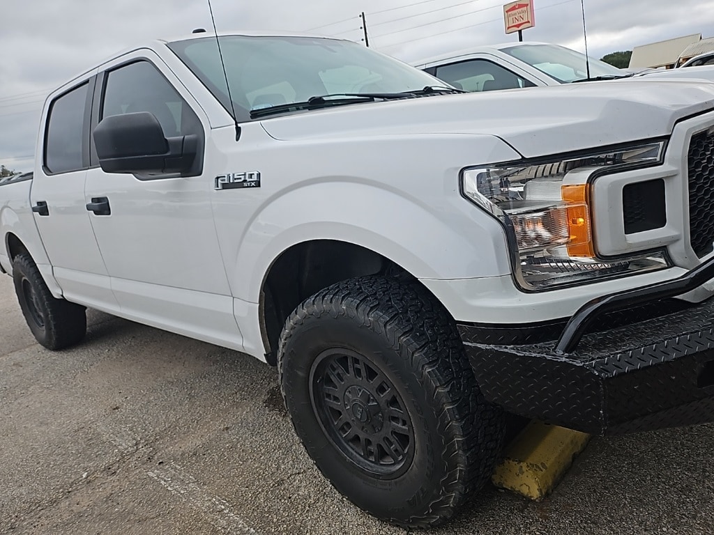 2019 Ford F-150 XL's photo