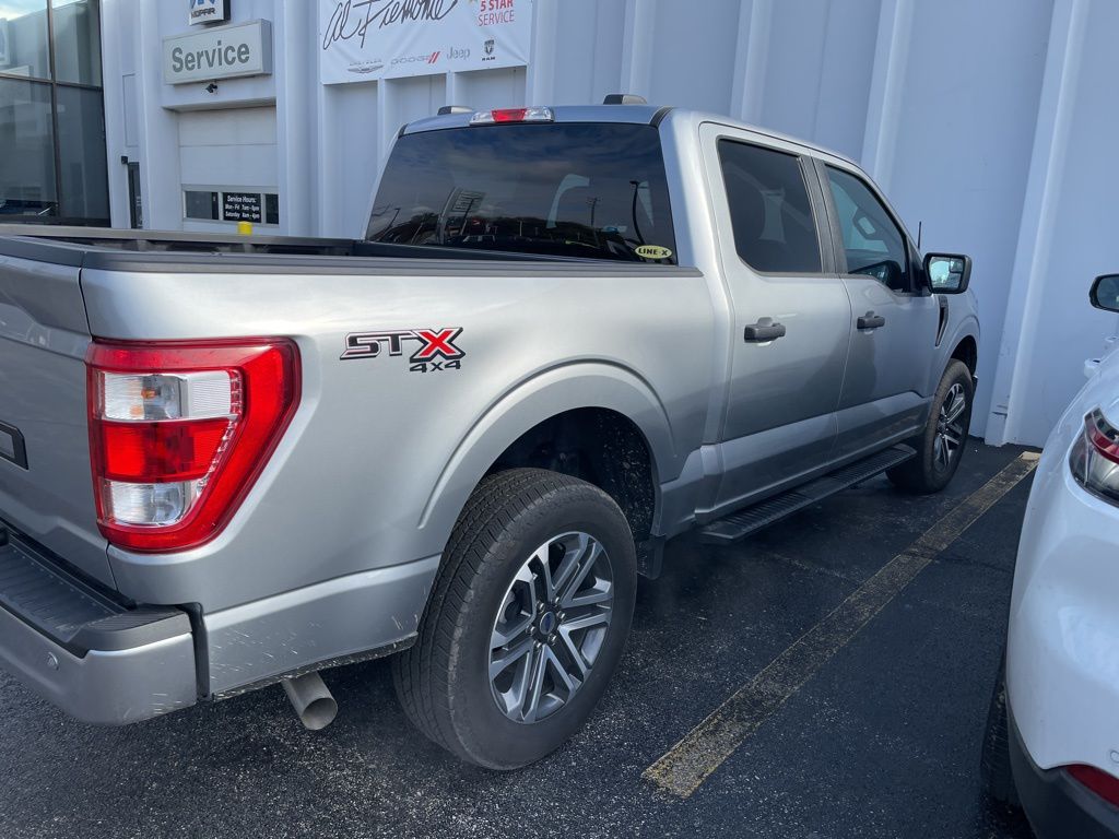 2023 Ford F-150 XL photo 3