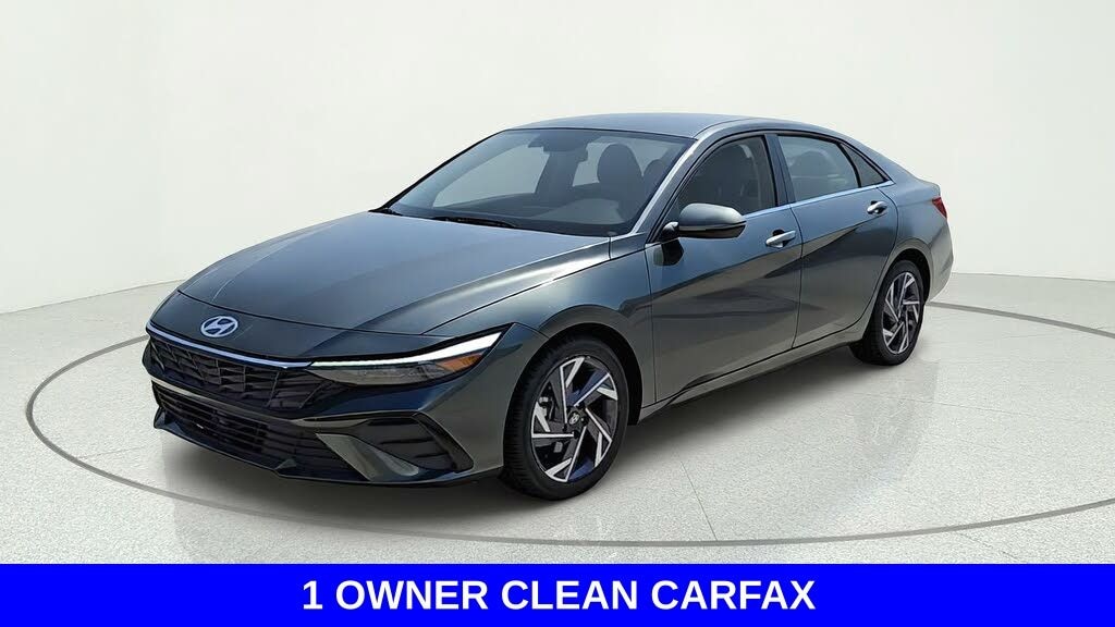 Used 2025 Hyundai Elantra Limited Sedan