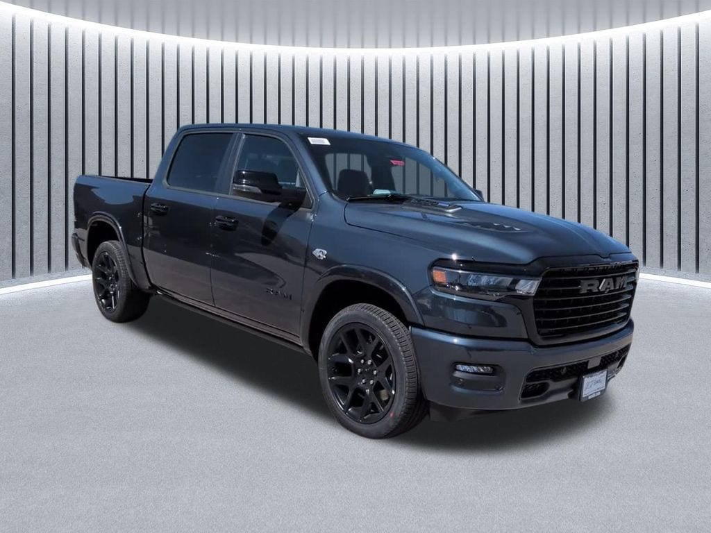 New 2026 Ram 1500 LARAMIE CREW CAB 4X4 5'7 BOX Pickup