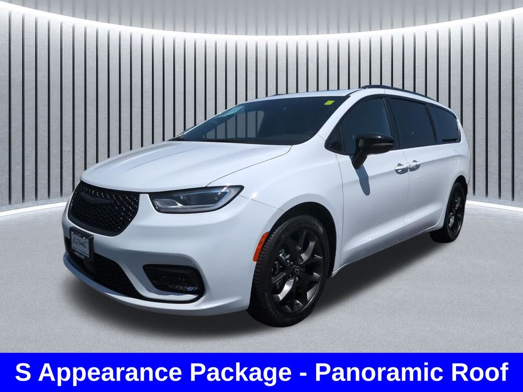 2025 Chrysler Pacifica
