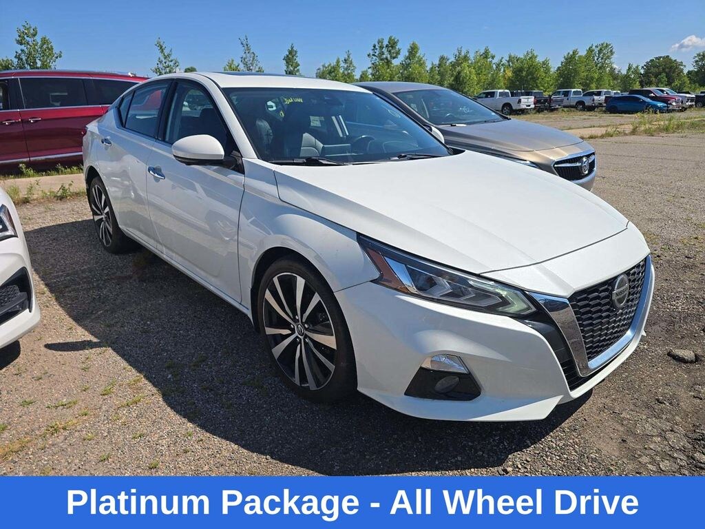 Used 2022 Nissan Altima 2.5 Platinum Sedan