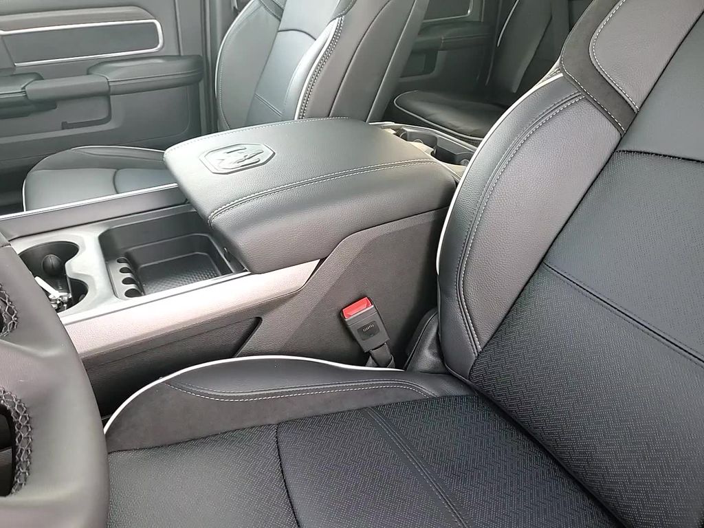 2025 RAM 2500 Laramie - Photo 21