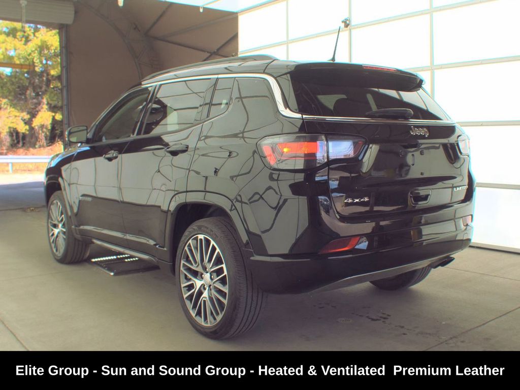 2022 Jeep Compass Limited photo 3