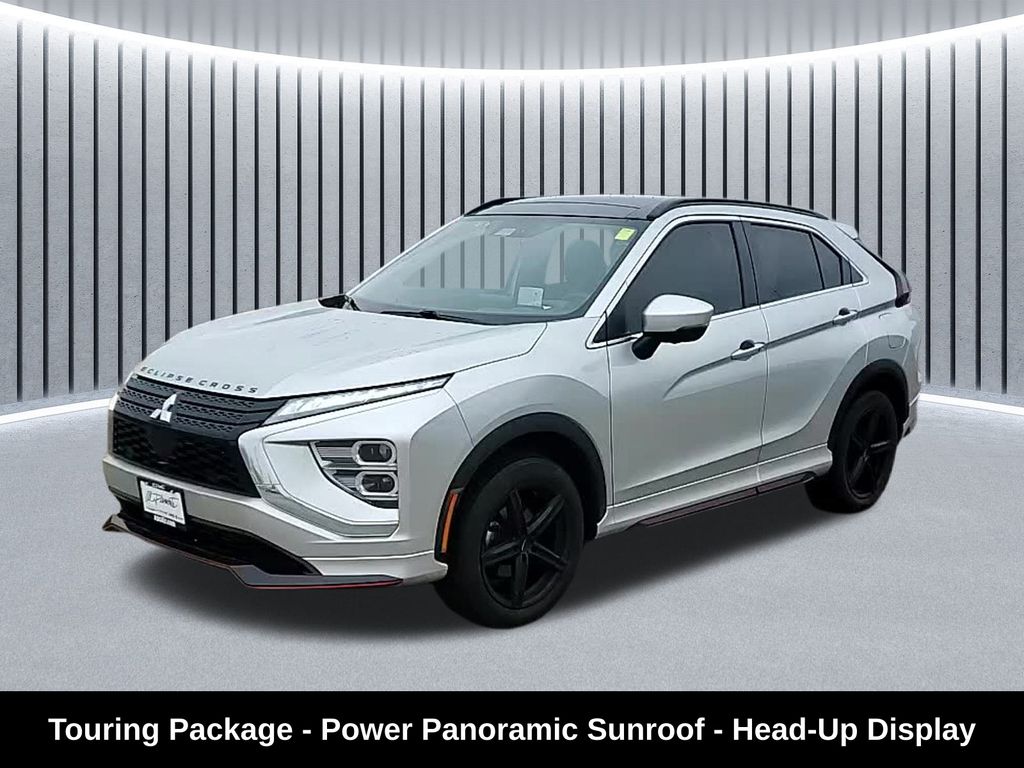 2022 Mitsubishi Eclipse Cross SEL's photo