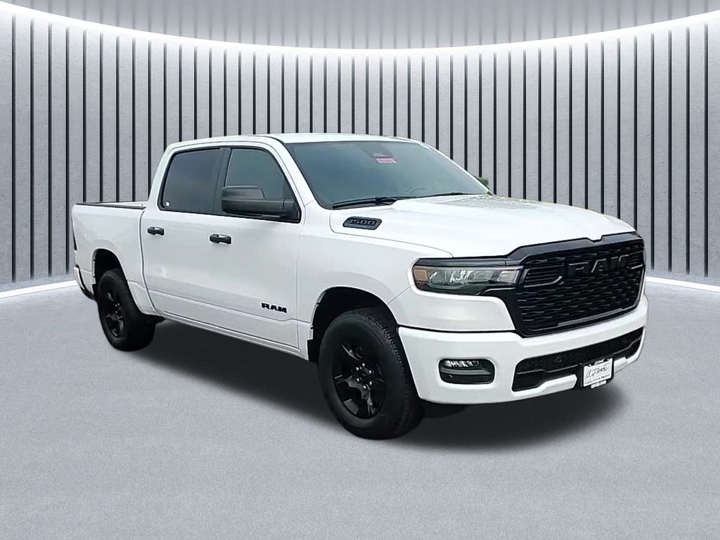2025 Ram 1500 Tradesman photo 3