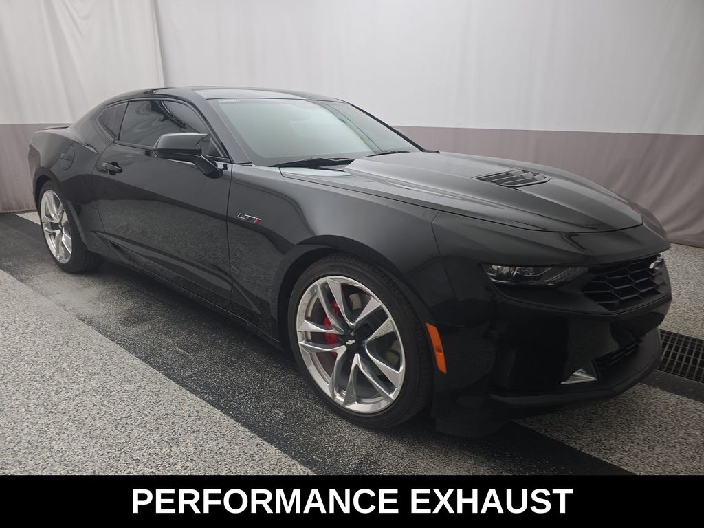 2022 Chevrolet Camaro LT1 RS photo 2