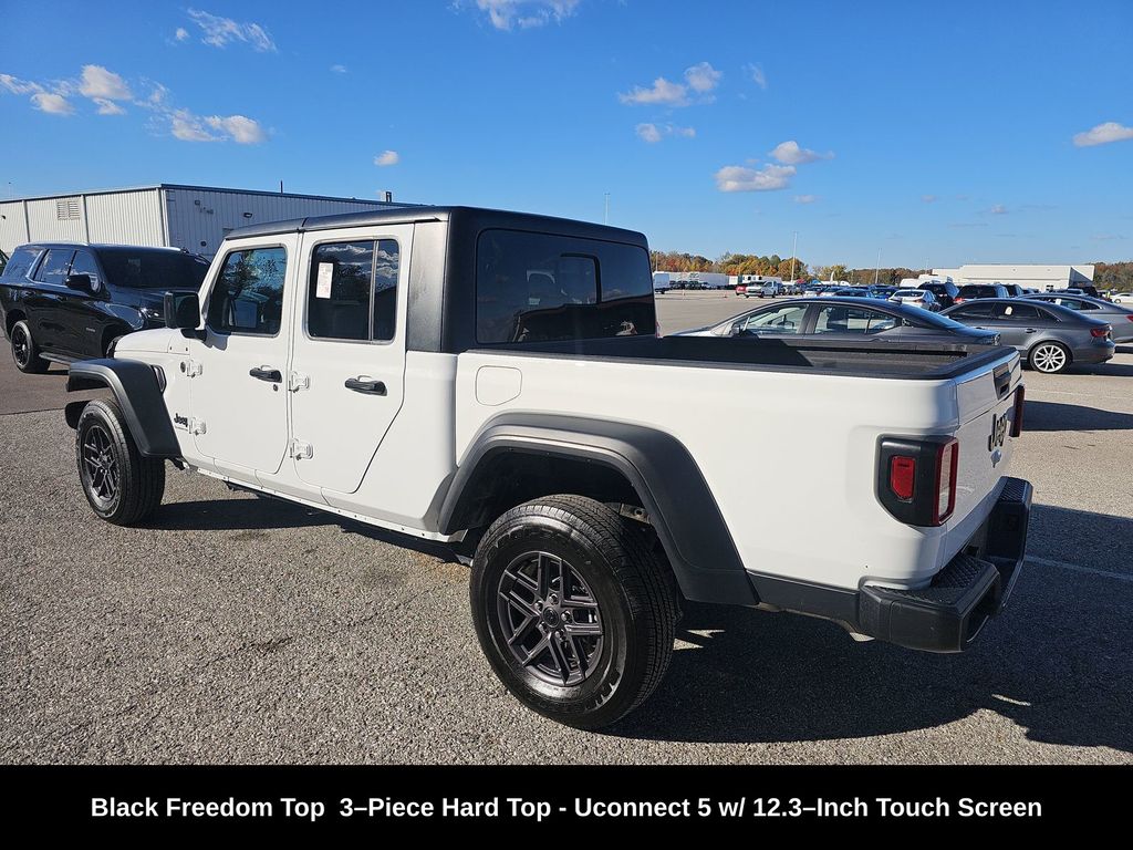 2025 Jeep Gladiator Sport S photo 4