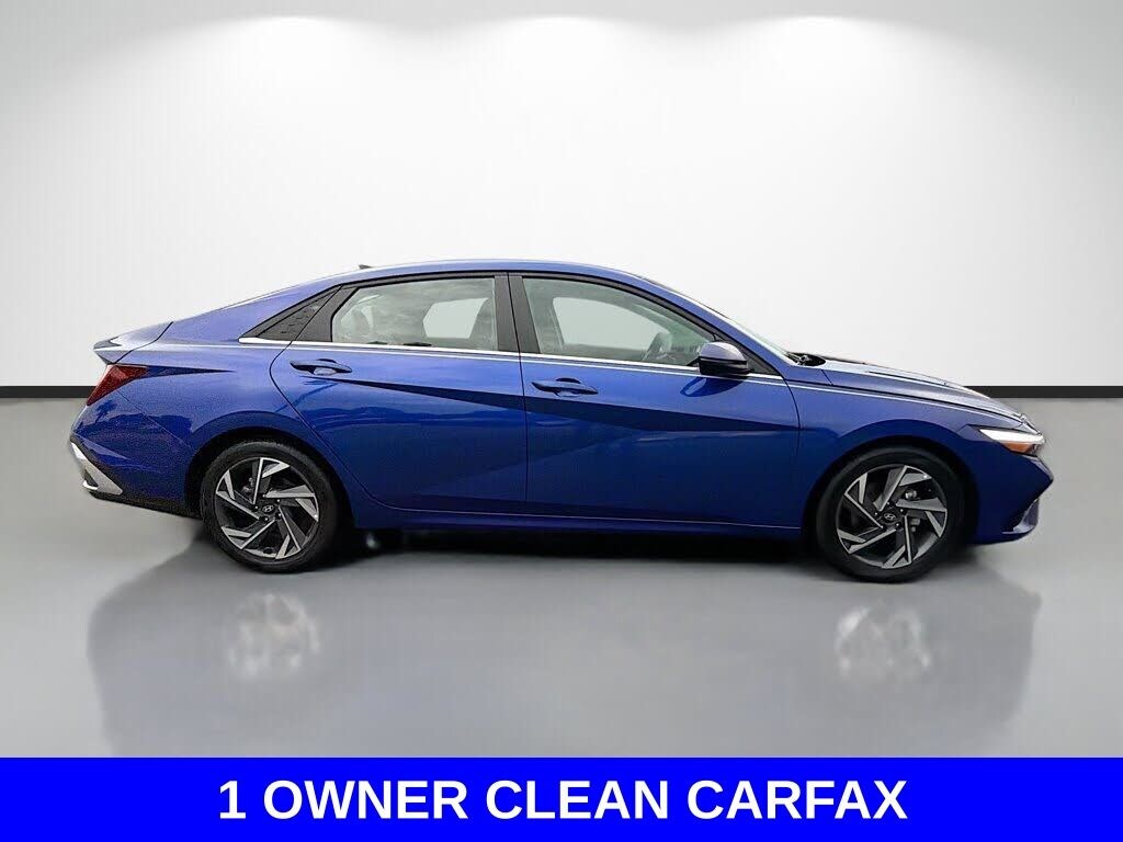 Used 2025 Hyundai Elantra Limited Sedan