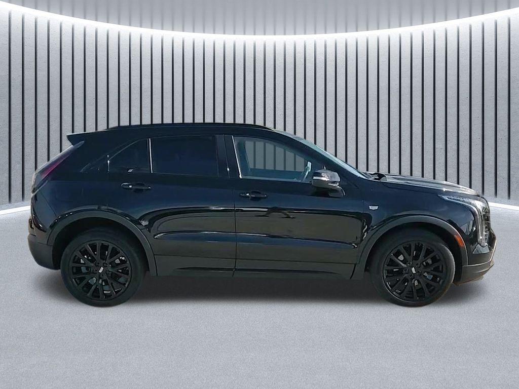 2023 Cadillac XT4 Sport photo 4