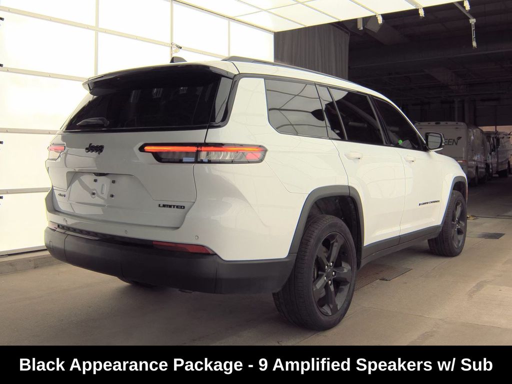 2023 Jeep Grand Cherokee Limited photo 3