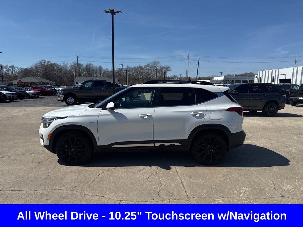 2022 Kia Seltos Nightfall