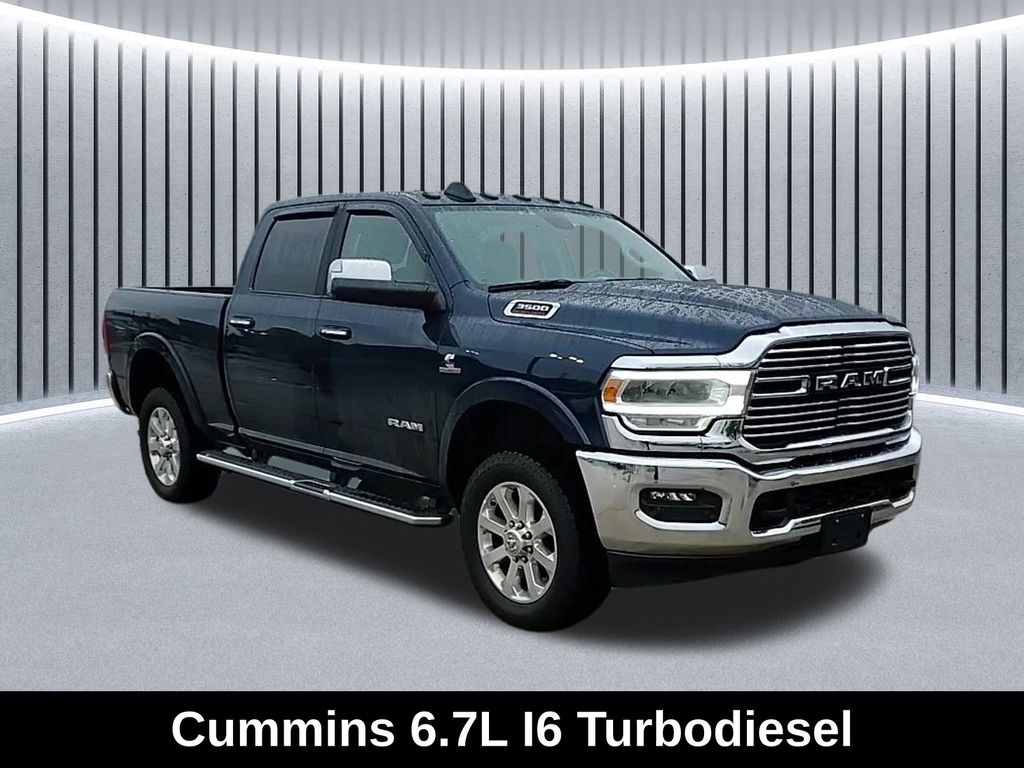 2022 Ram 3500 Laramie photo 3