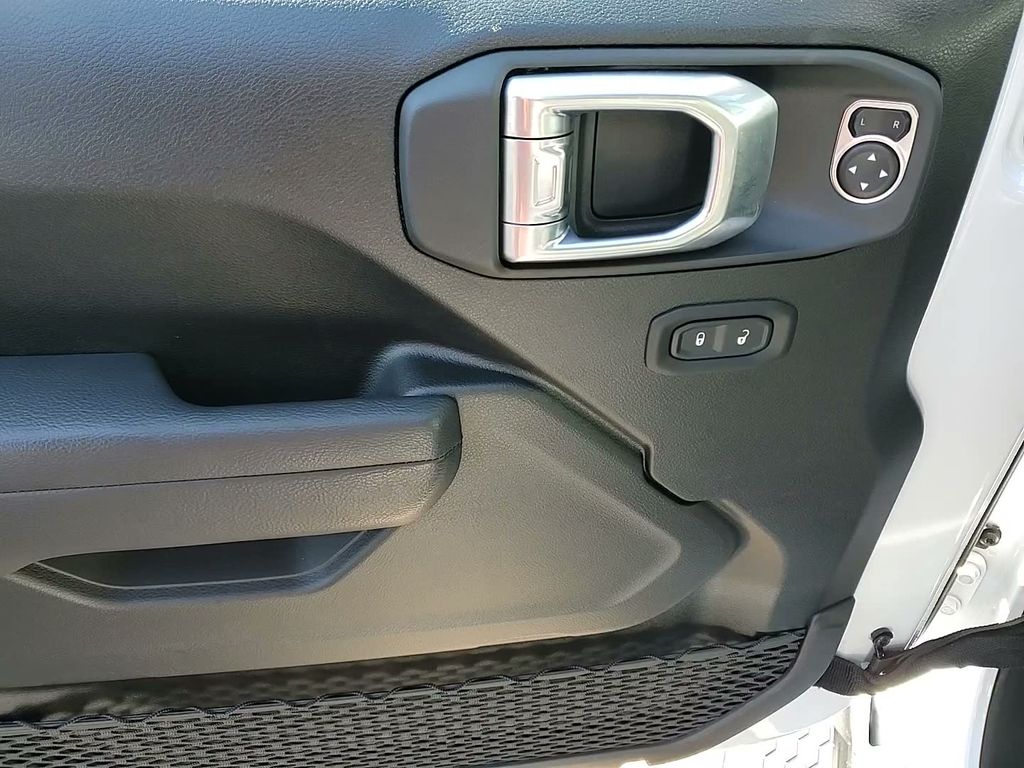 2025 Jeep Wrangler 4-Door Sport S - Photo 12