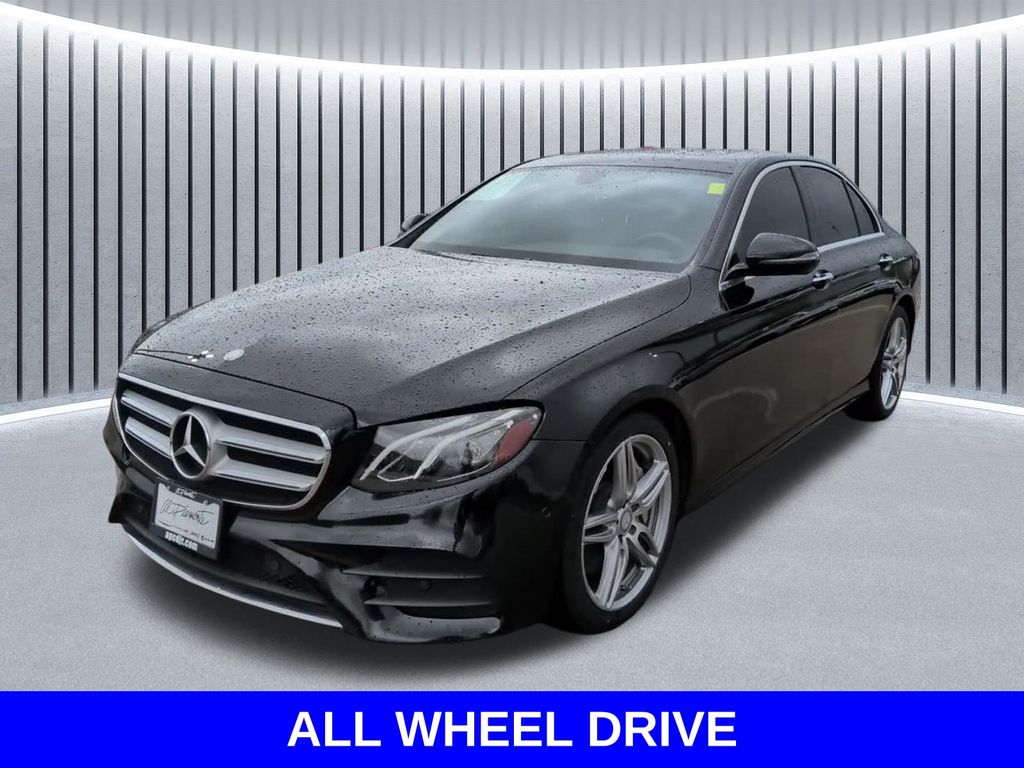 2017 Mercedes-Benz E-Class E300 4MATIC's photo