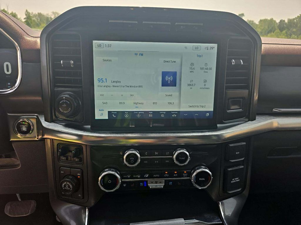 2022 Ford F-150 Lariat photo 4
