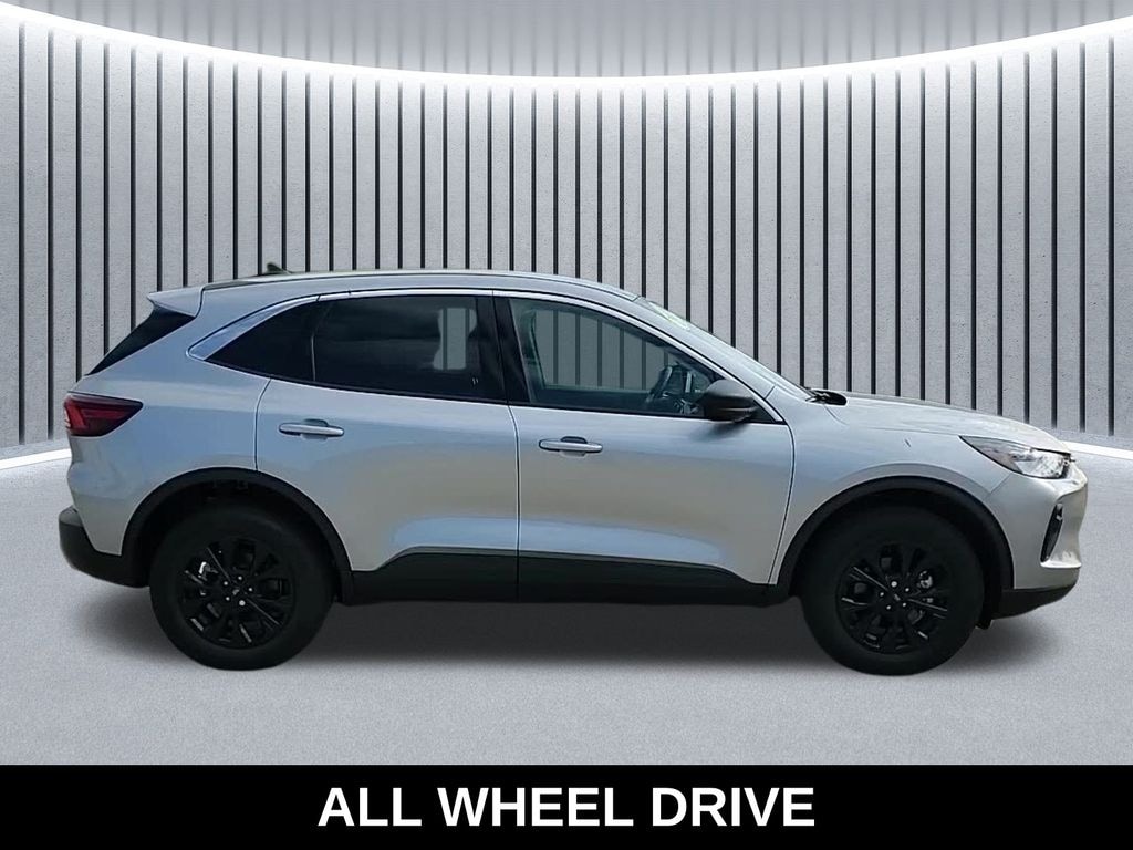 Used 2024 Ford Escape Active SUV